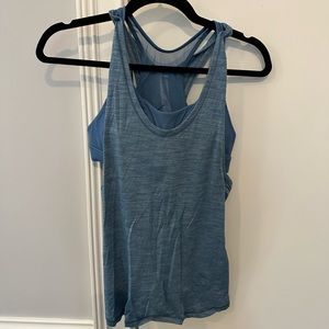 Lululemon workout tank with built in bra